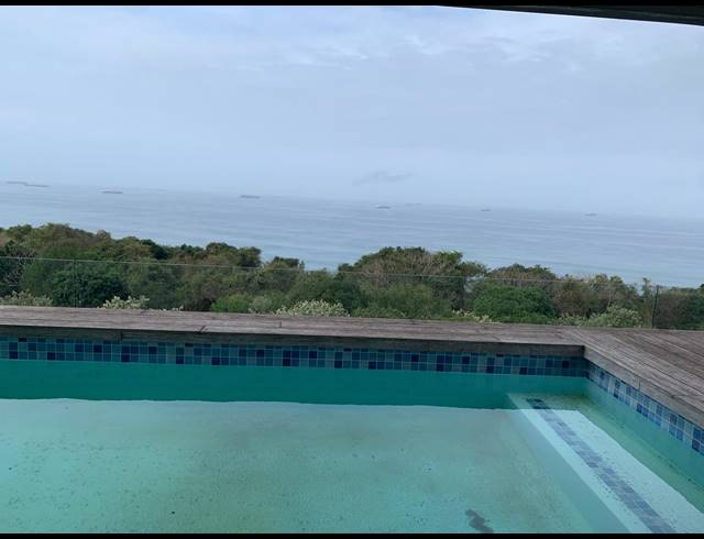 2 BEDROOM APARTMENT FOR SALE IN UMHLANGA CENTRAL
